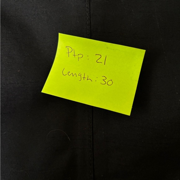 The North Face Black Quilted Jacket - Picture 10 of 10